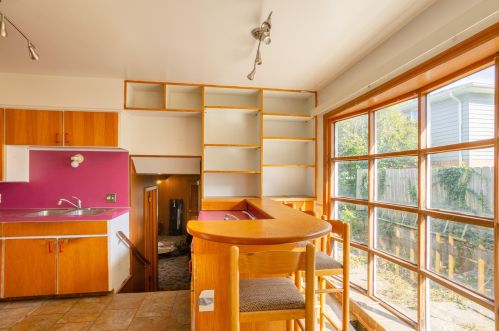 1860 Boston St, Grand Rapids MI 49506-4459 exterior