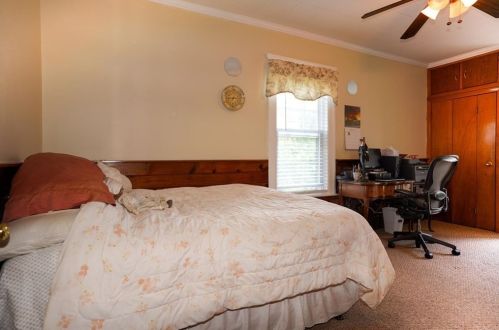 121 Hope Ave, Worcester MA 01603-2237 exterior