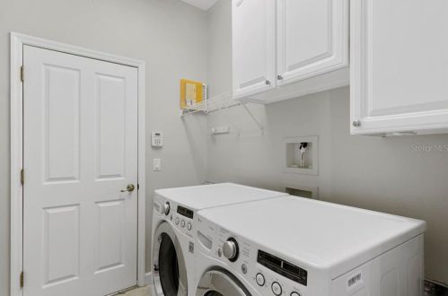 8204 Nature Cove Way, Tampa FL 33647-3224 exterior