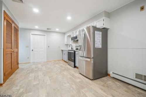 351 Belvidere Ave, Washington NJ  07882-1001 exterior