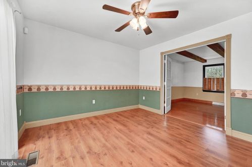 1739 Conard Rd, Lancaster PA 17602-1302 exterior