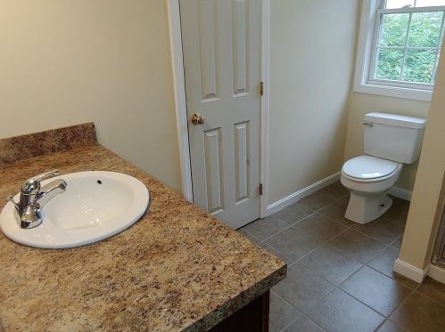 7 Ludlow St, Worcester MA 01603-1123 exterior