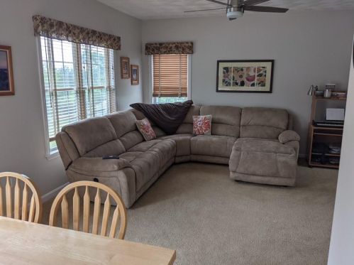 45 Fieldstone Dr, Coventry RI 02816-8722 exterior