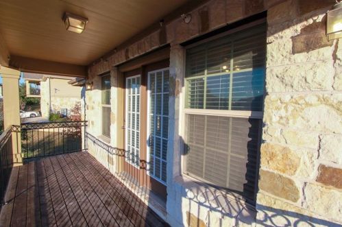 3101 Davis Ln, Austin TX  78748-5007 exterior