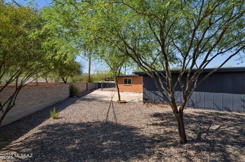 4950 Bermuda St, Tucson AZ 85712-2020 exterior