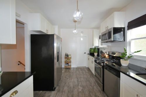 239 5th St, Mount Vernon NY 10553-2117 exterior