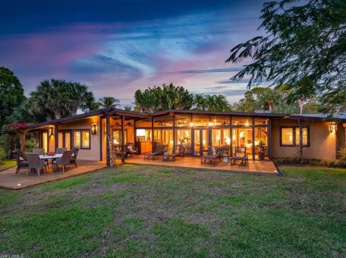 123 East Ave, Naples, FL 34108-3423