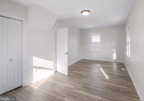 6 Bonsall Ave, Manor PA exterior