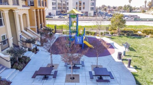 1801 Lee Way, Milpitas CA 95035-9013 exterior