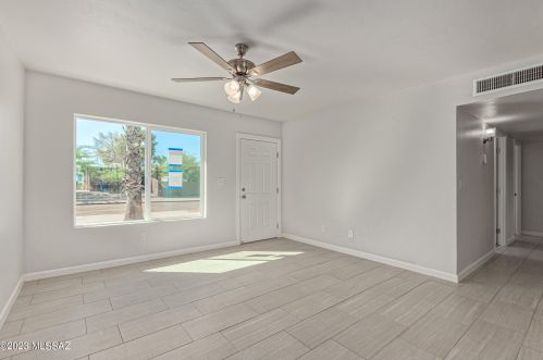 7227 Bellingham Dr, Tucson AZ  85730-3305 exterior