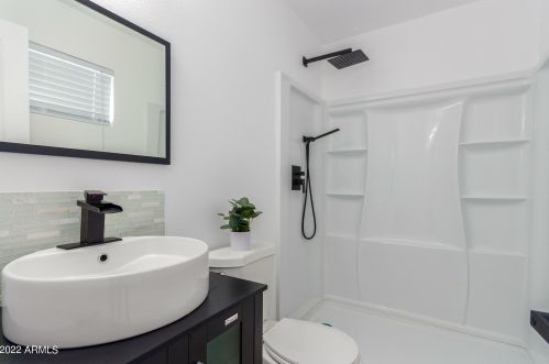 734 Carter Rd, Phoenix AZ  85042-5530 exterior