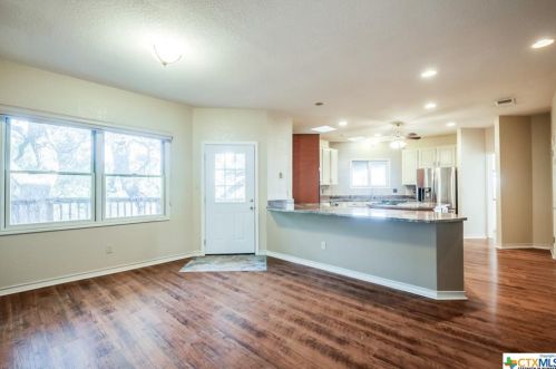 180 Elm Vly Dr, Spring Branch TX 78163-1821 exterior