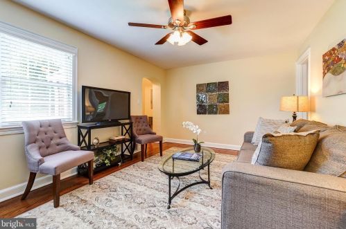 6806 Belford Dr, Silver Spring MD 20912-4841 exterior