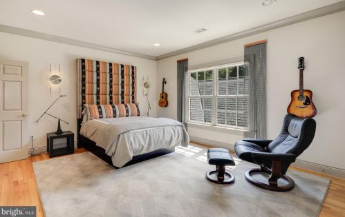 11720 Centurion Way, Rockville MD 20854-6420 exterior