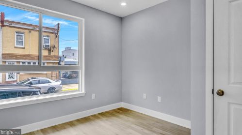 2432 Hancock St, Philadelphia PA 19148-3331 exterior