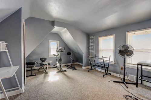 5545 57, Milwaukee WI 53218-3230 exterior