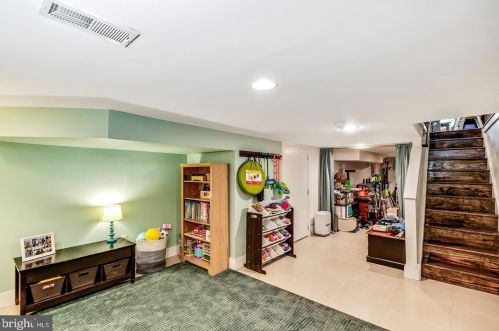 1222 Catharine St, Philadelphia PA 19147-2627 exterior