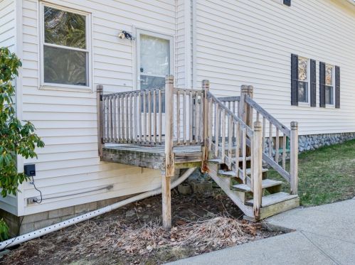 34 Mountain St, Worcester MA  01606-1412 exterior