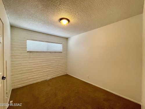 6201 Pomona Rd, Tucson AZ  85704-1061 exterior