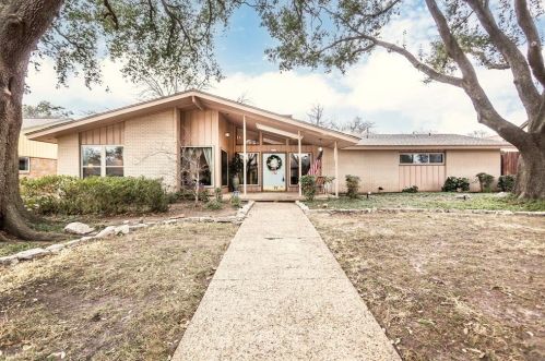 3227 Citation Dr, Dallas, TX 75229-5916