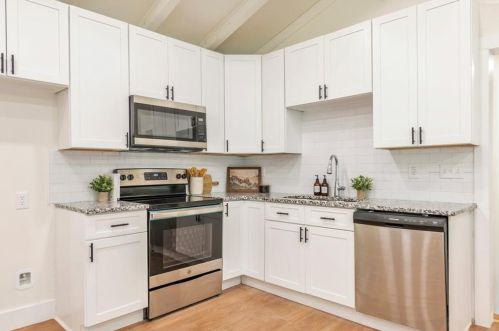 2540 Pne Lk Pl, Tucker GA 30084-3607 exterior