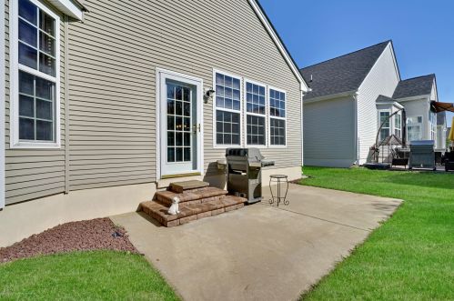 10 Heath Ln, Jackson Twp NJ 08527-4696 exterior