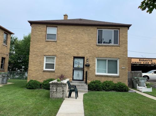 4118 Green Bay Ave, Milwaukee, WI 53209-7020