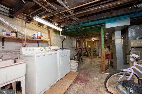 557 Haddon Ave, Camden NJ 08103-2839 exterior