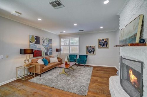 3112 Barton Pt Dr, Austin TX 78733-6345 exterior