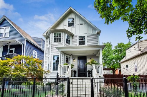 4024 Drake Ave, Chicago, IL 60618-2220