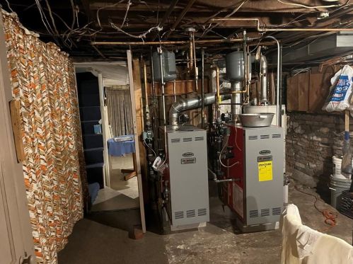 98 Hawkins St, Providence RI 02908-1713 exterior