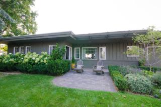 5207 Scenic Dr, Yakima WA  98908-1048 exterior