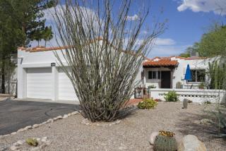 5814 Camino Esplendora, Tucson AZ  85718-4508 exterior