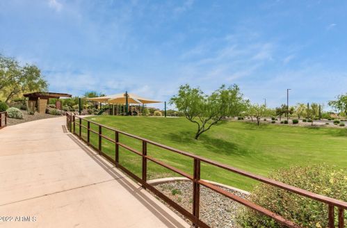 28705 21st Ave, Phoenix AZ 85027-3419 exterior