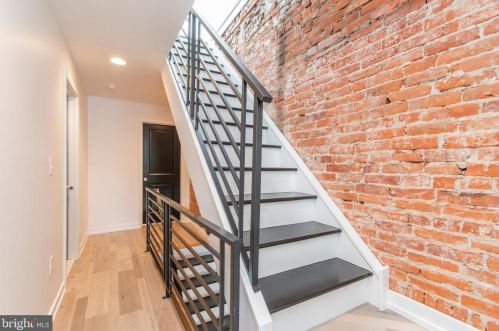 1319 Mckean St, Philadelphia PA  19148-2219 exterior