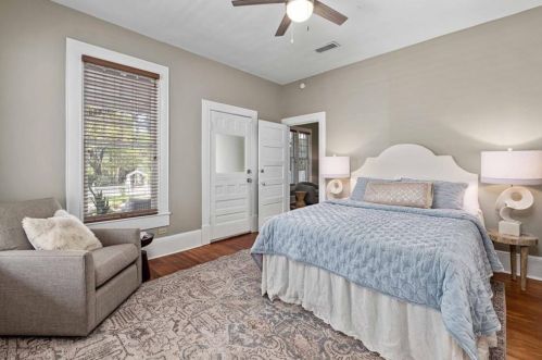 1901 David St, Austin TX 78705-4666 exterior