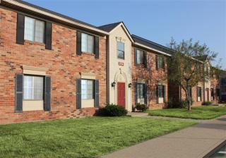 9955 Fulbrook Dr, Indianapolis IN  46229-1083 exterior