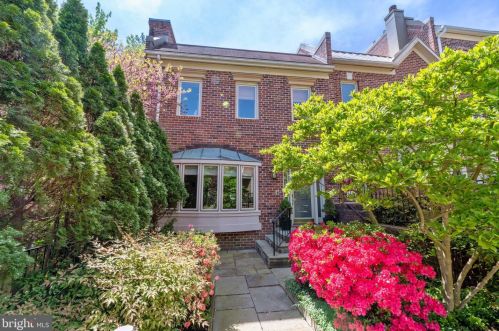 4052 Chancery Ct, Washington, DC 20007-2142