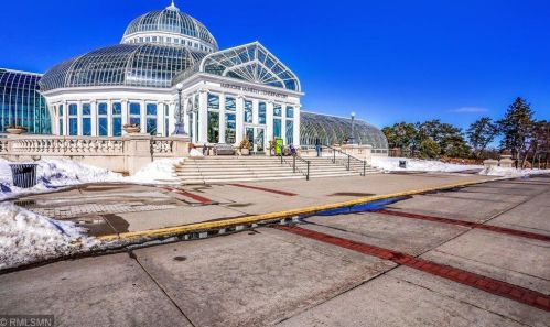 1372 Carling Dr, Saint Paul MN  55108-4203 exterior