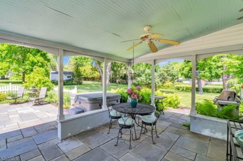 234 Old York Rd, Bridgewater NJ 08807-2686 exterior