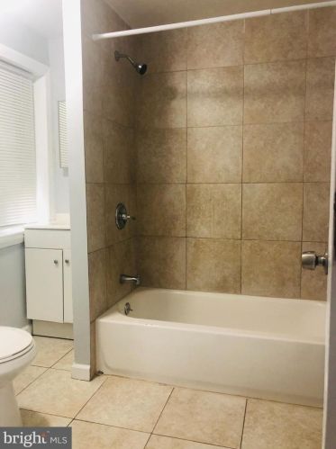 500 Franklin St, Chester PA 19013-4325 exterior