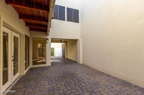 2329 Evans Dr, Phoenix AZ 85032-5547 exterior