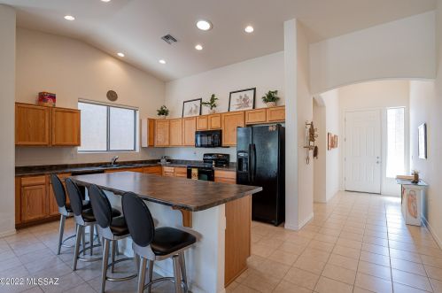 632 Aspenwood St, Green Valley AZ 85614-6141 exterior