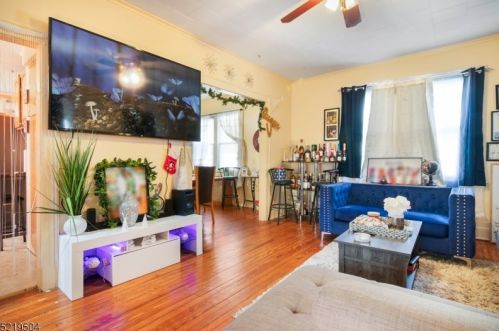 198 Linden Ave, Rahway NJ  07065-4235 exterior