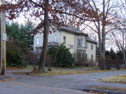 50 Highland Ave, Newton, MA 02460-1811