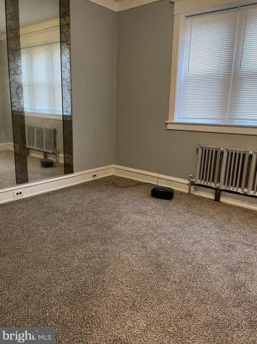 224 27 St, Camden NJ 08105-3927 exterior