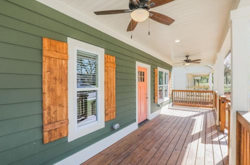 261 Birch St, Atlanta, GA 30354-1209