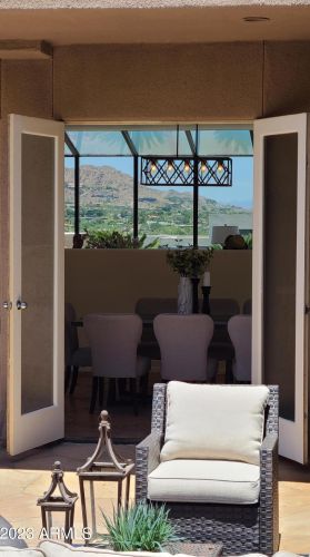 5761 Echo Canyon Cir, Phoenix AZ  85018-1270 exterior