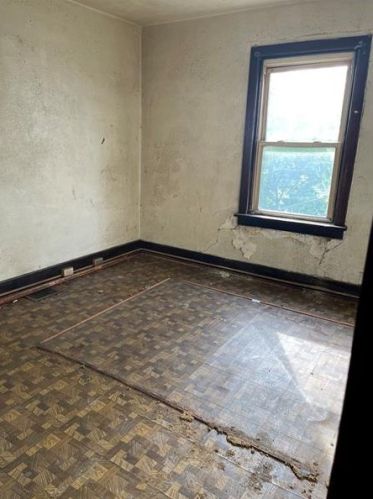 7701 Cannon St, Pittsburgh PA 15205-4207 exterior