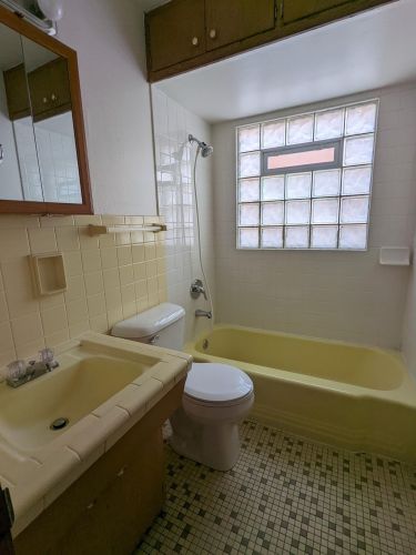 7309 Tripoli Ave, Milwaukee WI 53220-2181 exterior